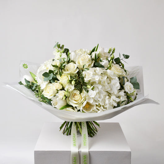 Green White Flower Hand Bouquet