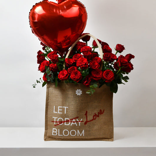 roses bag with balloons