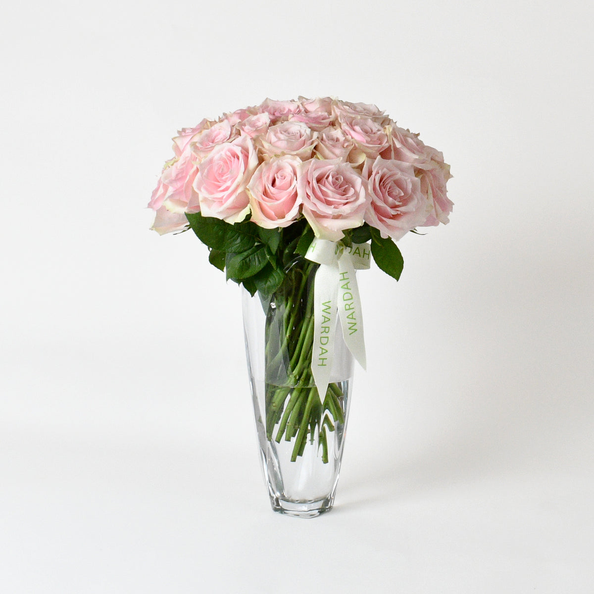 Bohemia Chrystal Vase with Roses – WARDAH